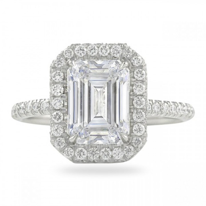 Buy Emerald Cut Halo Lab Grown Diamond Engagement Ring Online in India –  Ayaani