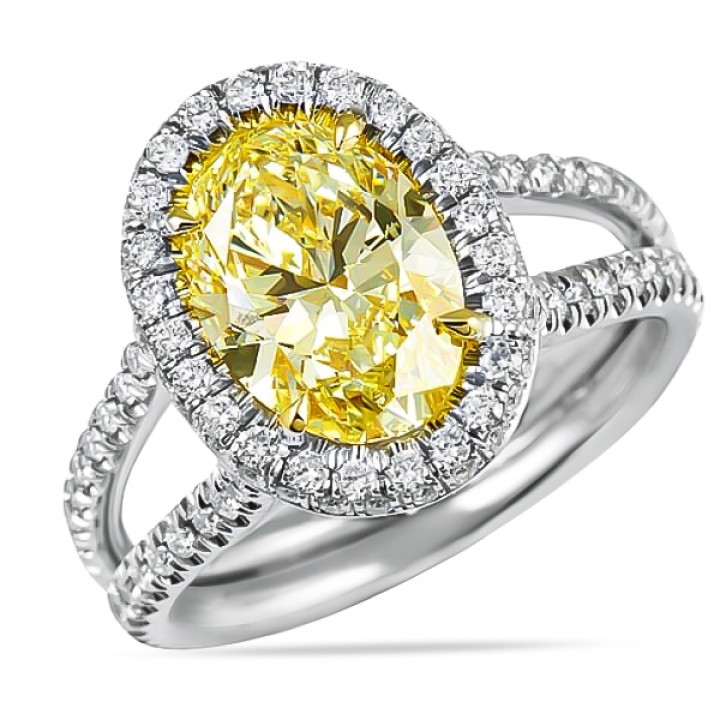 2.21ct Oval Yellow Diamond Halo Ring with Wide Split Band straight