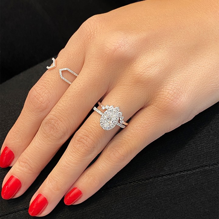 0.80 carat Oval Diamond Halo Engagement Ring angle