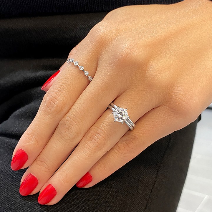1.50ct Round Diamond Platinum Six-Prong Engagement Ring angle